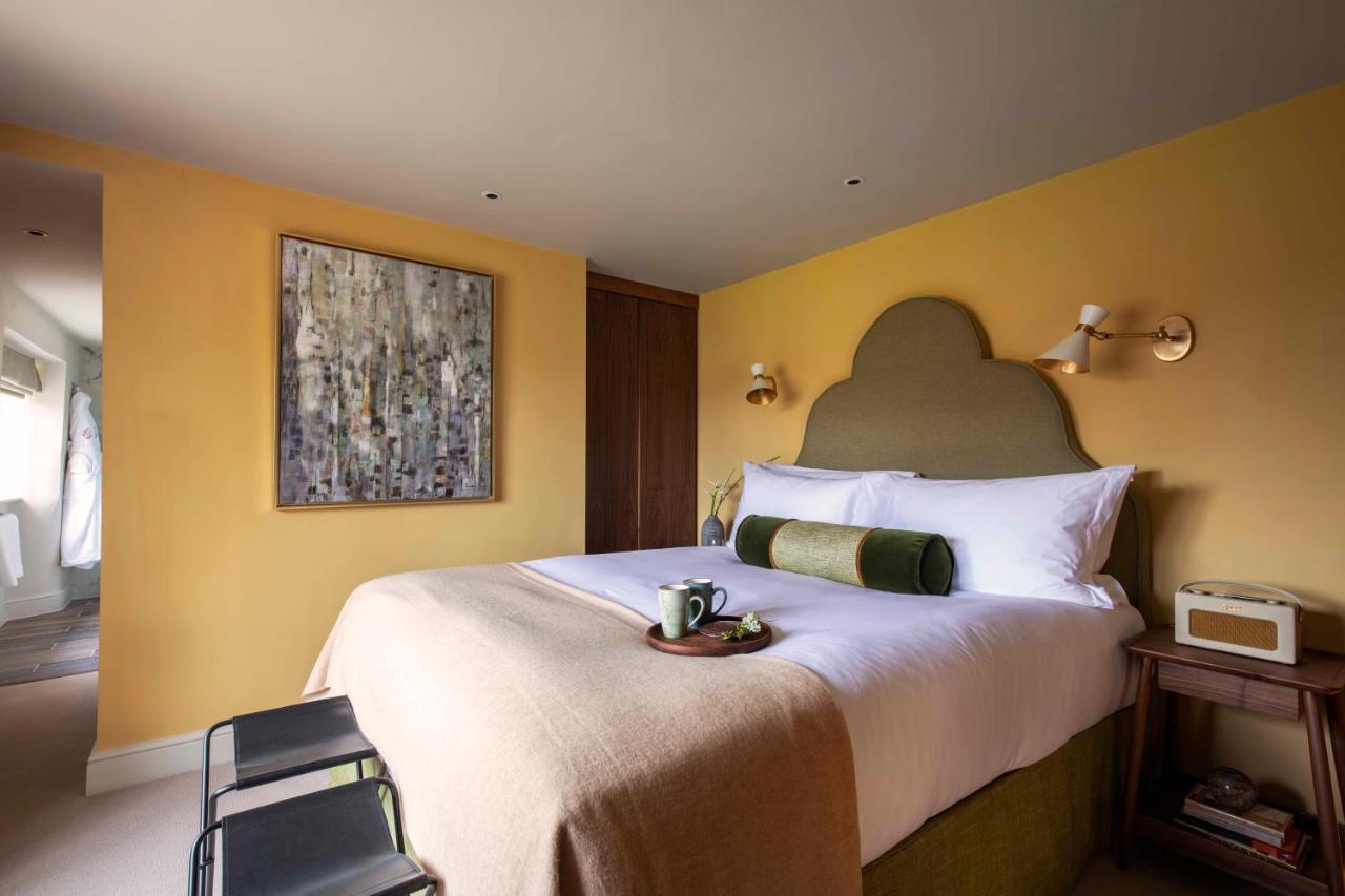 Falcon Hotel 托斯特 外观 照片